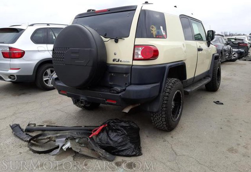 2008 Toyota FJ Cruiser - Image 3