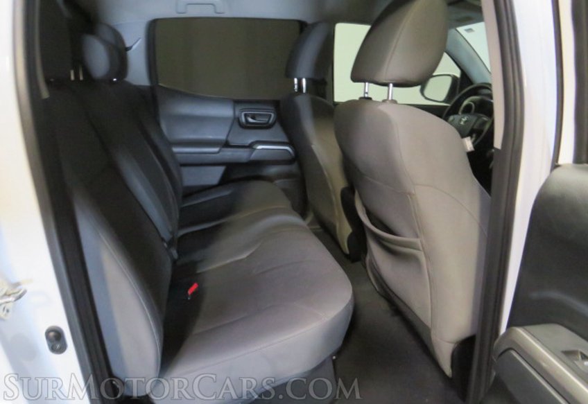 2018 Toyota Tacoma - Image 29