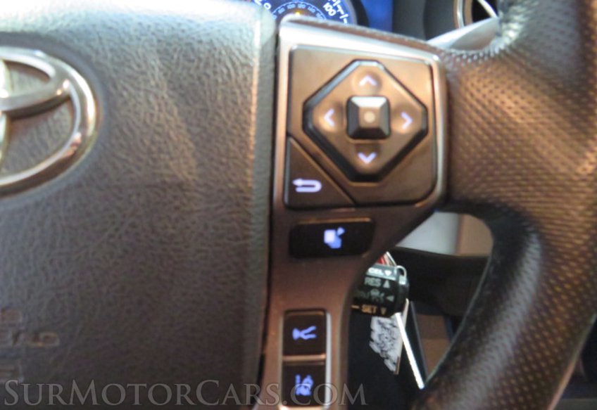 2018 Toyota Tacoma - Image 32