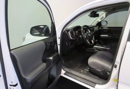 2018 Toyota Tacoma - Image 18