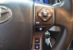 2018 Toyota Tacoma - Image 32