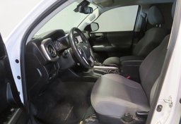 2018 Toyota Tacoma - Image 22