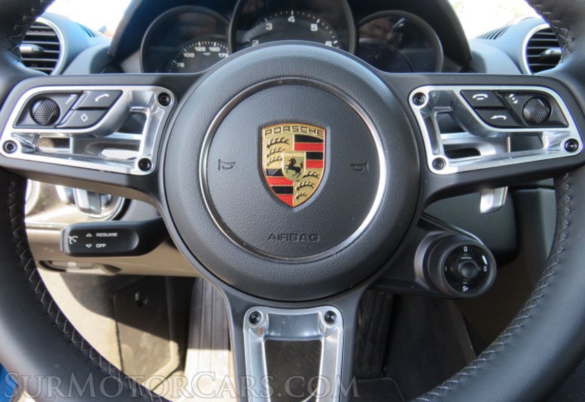 2022 Porsche 718 Cayman - Image 36