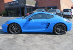 2022 Porsche 718 Cayman - Image 6