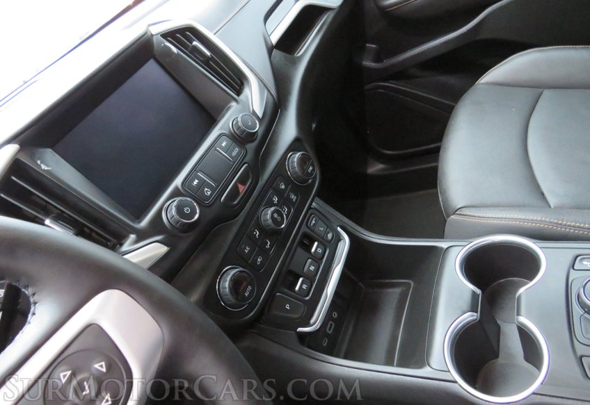 2021 GMC Terrain - Image 35