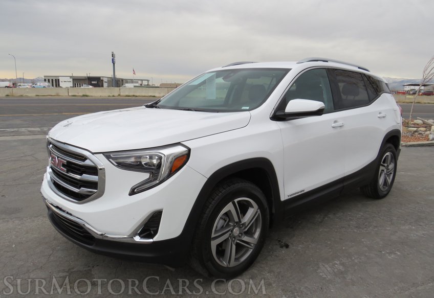 2021 GMC Terrain - Image 3