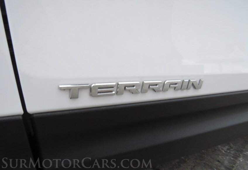 2021 GMC Terrain - Image 19