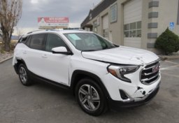 2021 GMC Terrain - Image 2