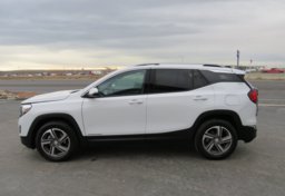 2021 GMC Terrain - Image 9