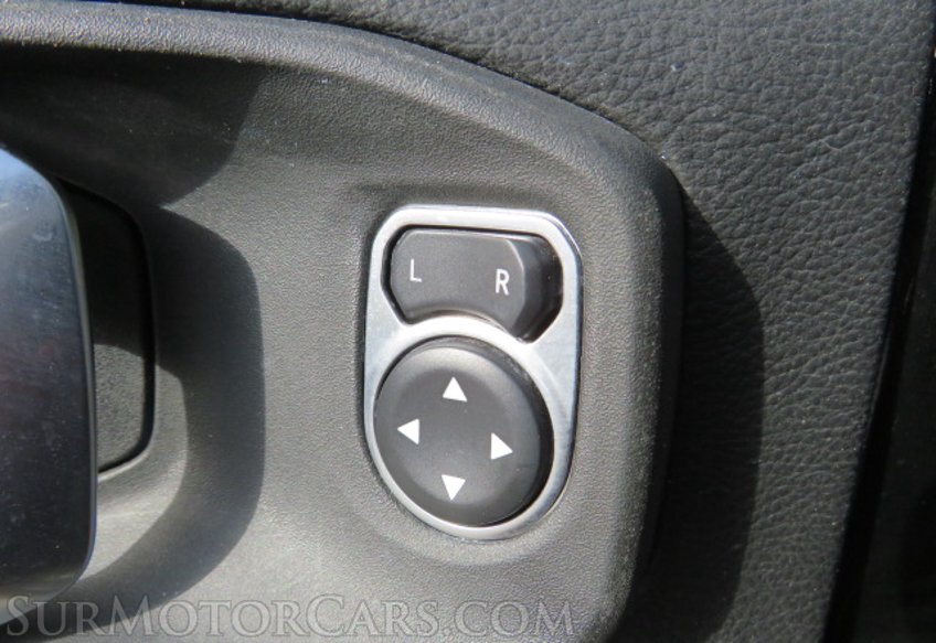 2021 Jeep Wrangler - Image 32