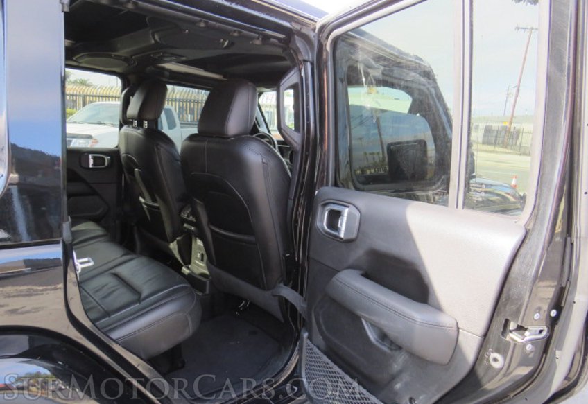 2021 Jeep Wrangler - Image 23