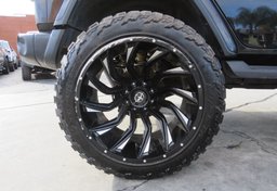 2021 Jeep Wrangler - Image 19