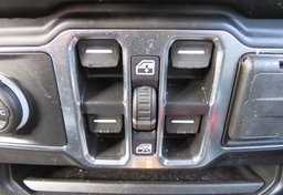 2021 Jeep Wrangler - Image 39