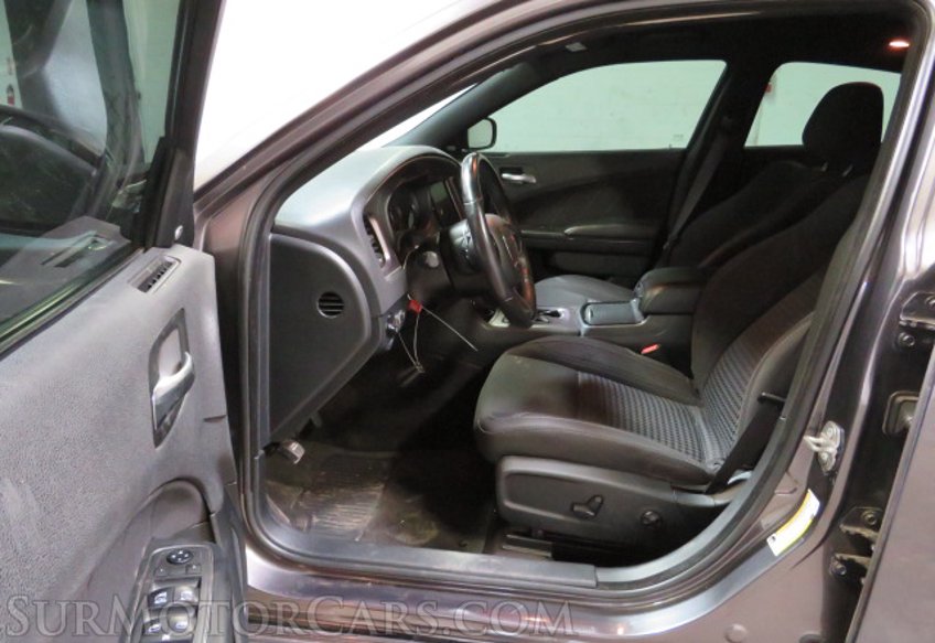 2018 Dodge Charger - Image 28