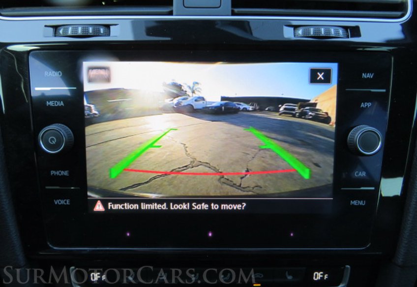 2019 Volkswagen Golf R - Image 40