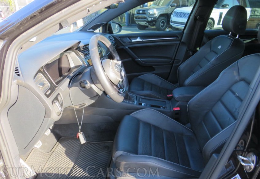 2019 Volkswagen Golf R - Image 38