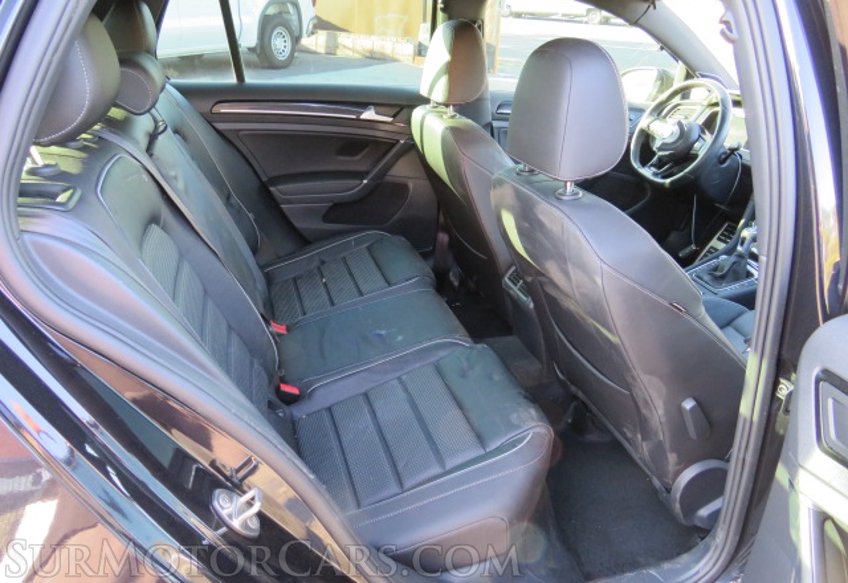 2019 Volkswagen Golf R - Image 26