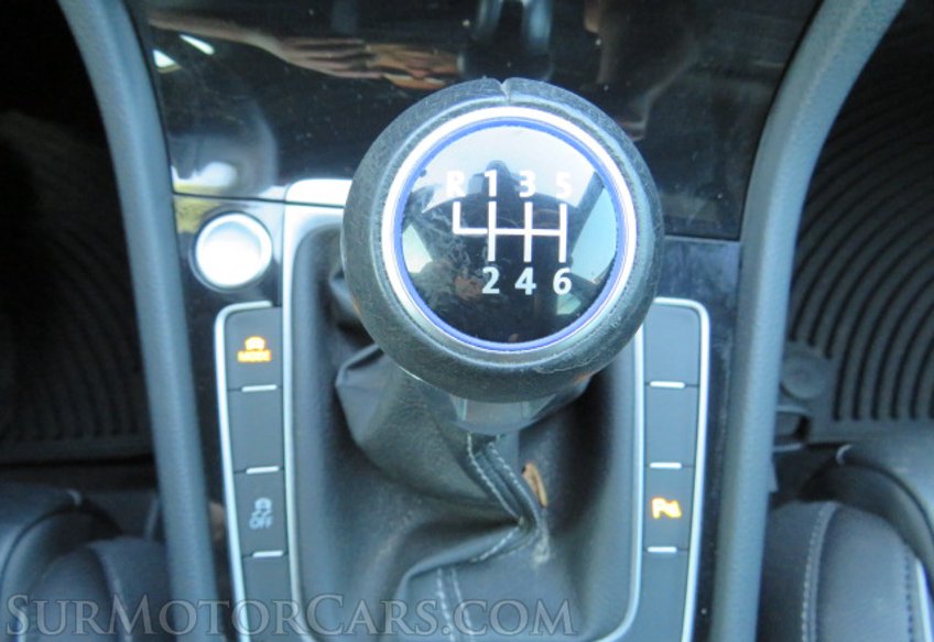 2019 Volkswagen Golf R - Image 41