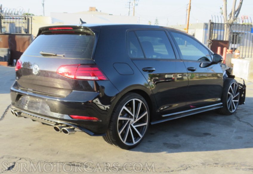 2019 Volkswagen Golf R - Image 7