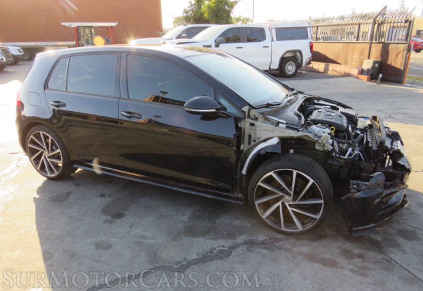 2019 Volkswagen Golf R - Image 10