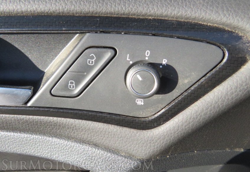 2019 Volkswagen Golf R - Image 31