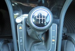 2019 Volkswagen Golf R - Image 41