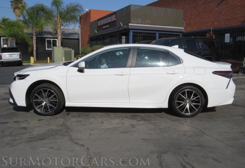 2021 Toyota Camry - Image 5