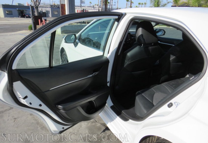 2021 Toyota Camry - Image 24