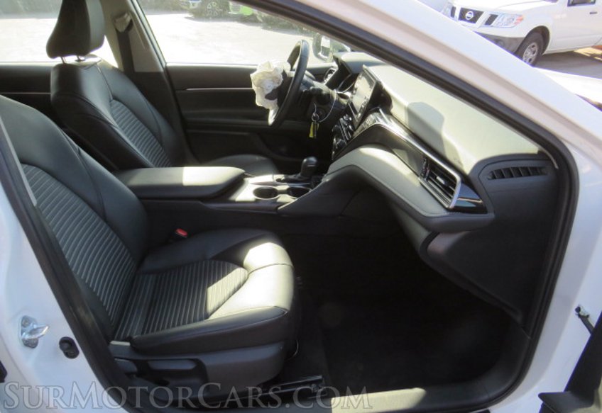 2021 Toyota Camry - Image 23