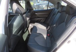 2021 Toyota Camry - Image 28