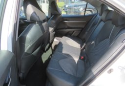 2021 Toyota Camry - Image 26