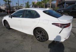 2021 Toyota Camry - Image 9