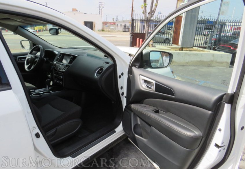 2020 Nissan Pathfinder - Image 22