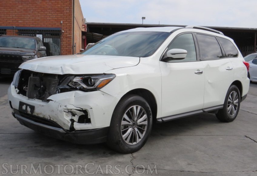 2020 Nissan Pathfinder - Image 4