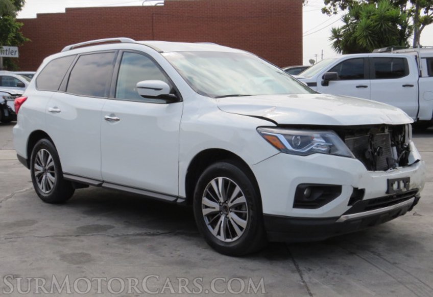 2020 Nissan Pathfinder - Image 3