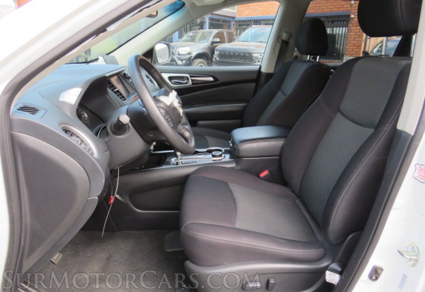 2020 Nissan Pathfinder - Image 23