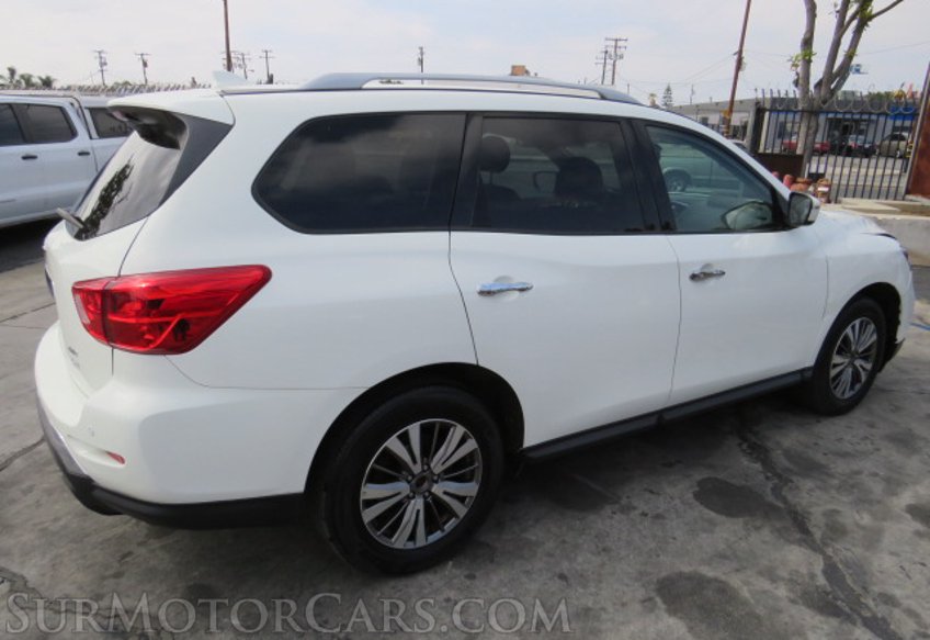 2020 Nissan Pathfinder - Image 9