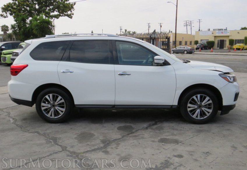 2020 Nissan Pathfinder - Image 6