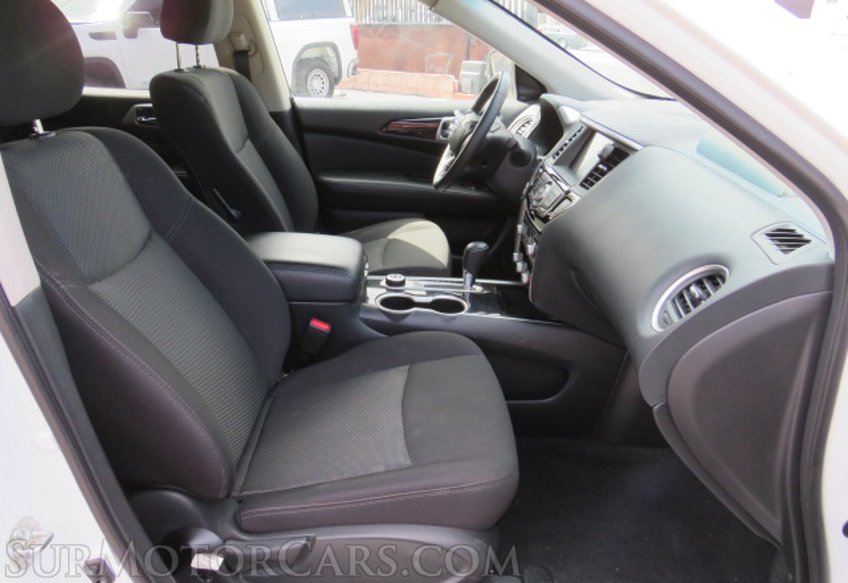 2020 Nissan Pathfinder - Image 24