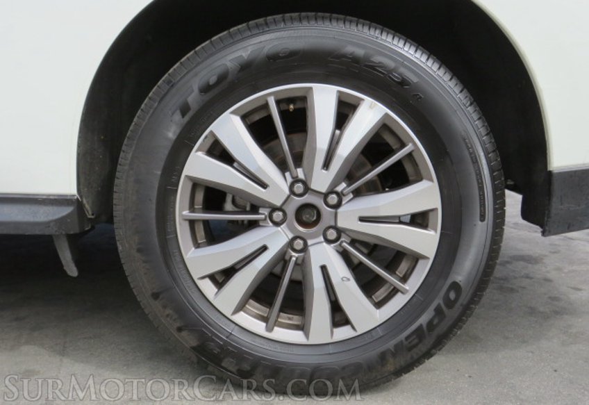 2020 Nissan Pathfinder - Image 11