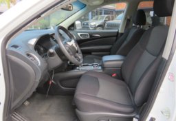 2020 Nissan Pathfinder - Image 25