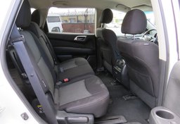 2020 Nissan Pathfinder - Image 31