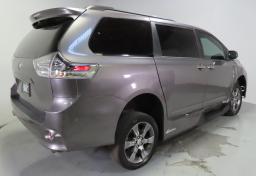 Thumbnail of 2015 Toyota Sienna
