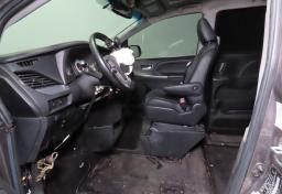 Thumbnail of 2015 Toyota Sienna