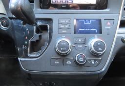 Thumbnail of 2015 Toyota Sienna