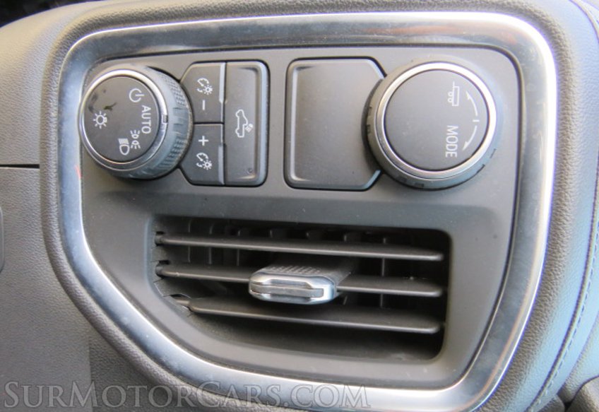 2021 Chevrolet Silverado 1500 - Image 38