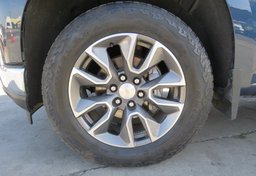 2021 Chevrolet Silverado 1500 - Image 16