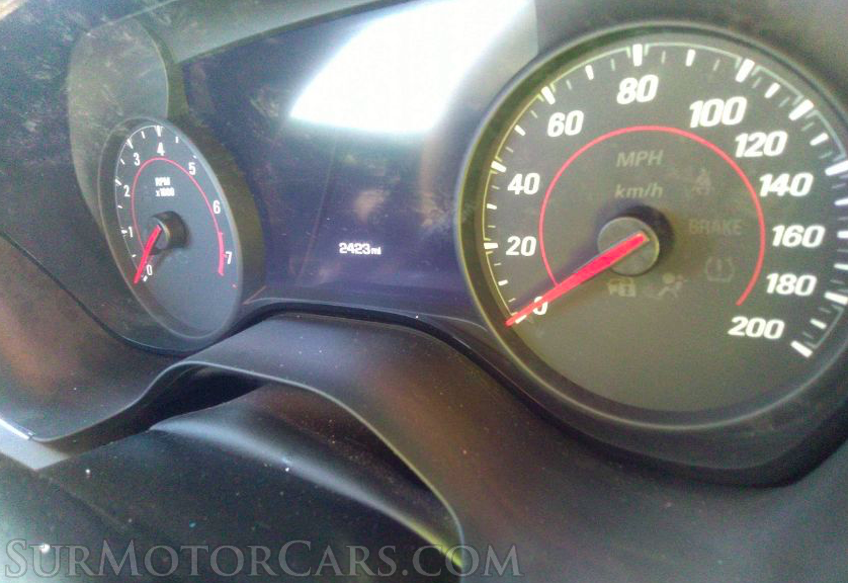 2022 Chevrolet Camaro - Image 8