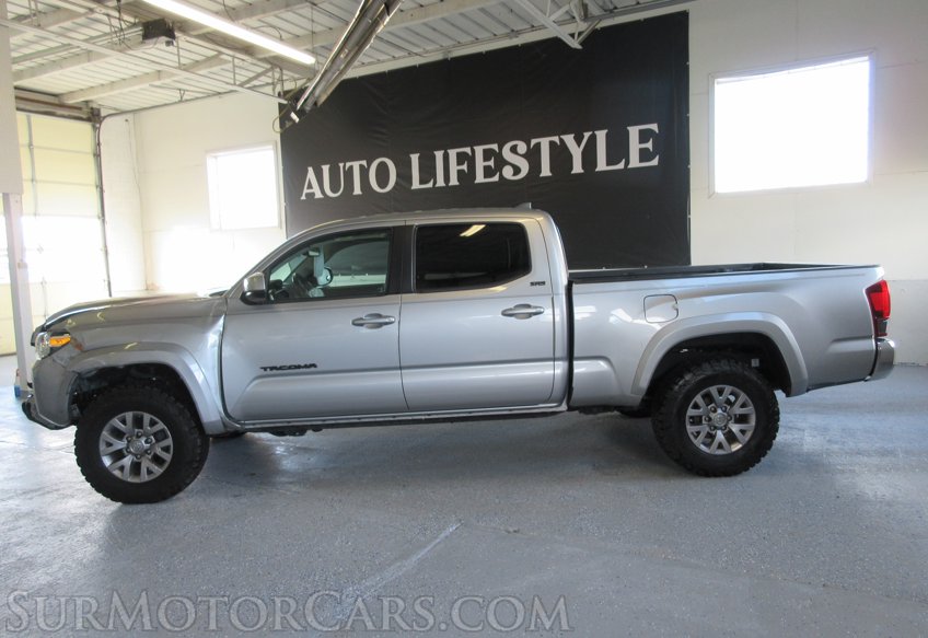 2018 Toyota Tacoma - Image 11