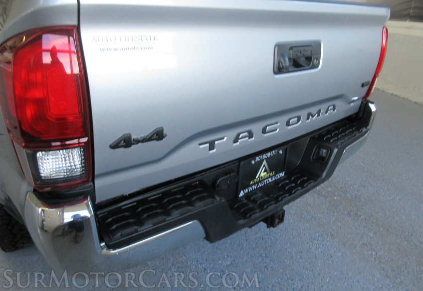 2018 Toyota Tacoma - Image 21